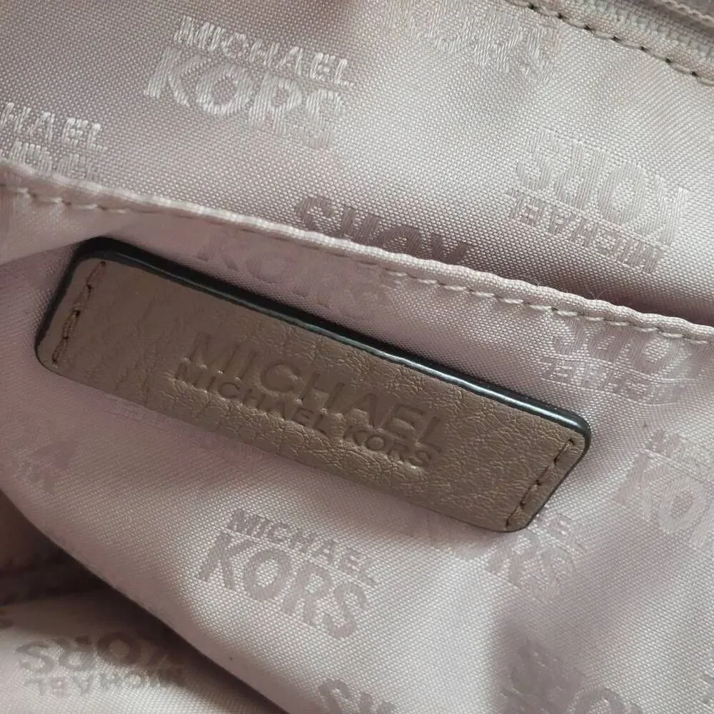 Michael Kors Chelsea Large Shoulder Bag | Dark Dune Leather Chain Detail Tote